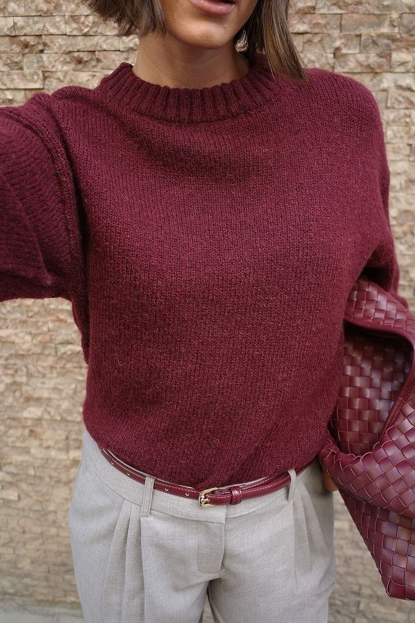 Round Neck Wool Blend Knitted Sweater